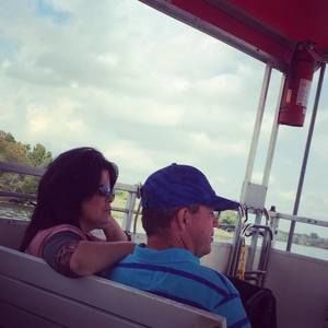 Meet your Posher, Melissa